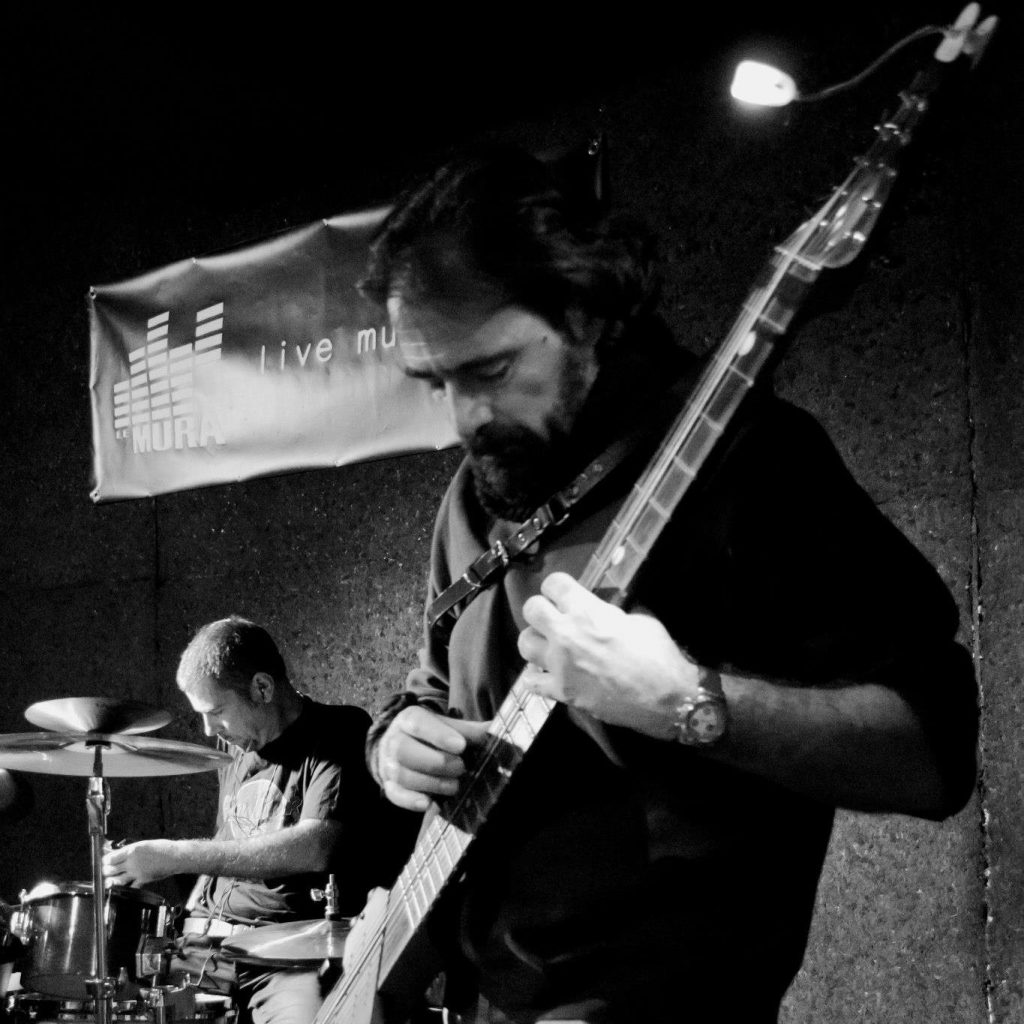 Roberto Fiorucci live - Il Podere in Musica a Farnese