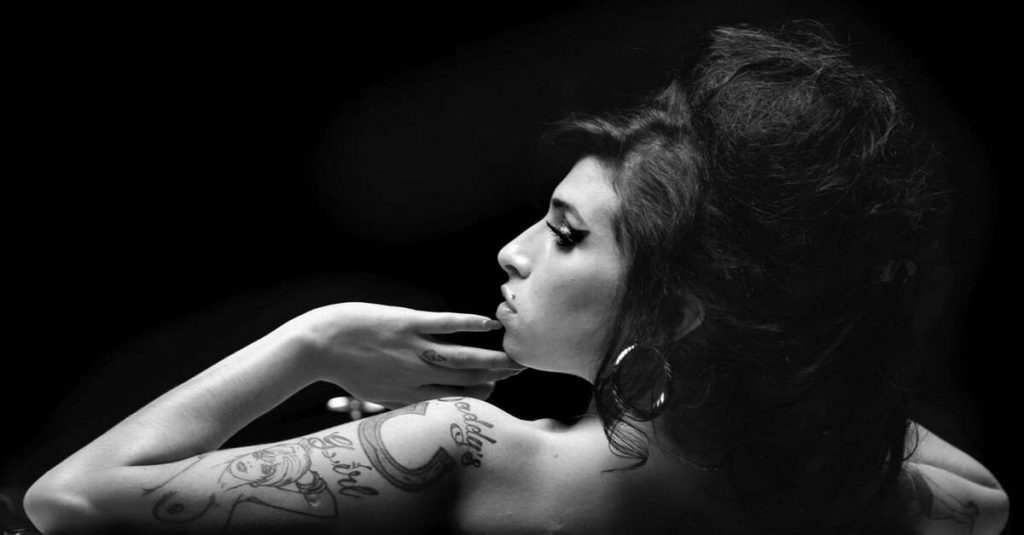 Amy! Amy! Amy!